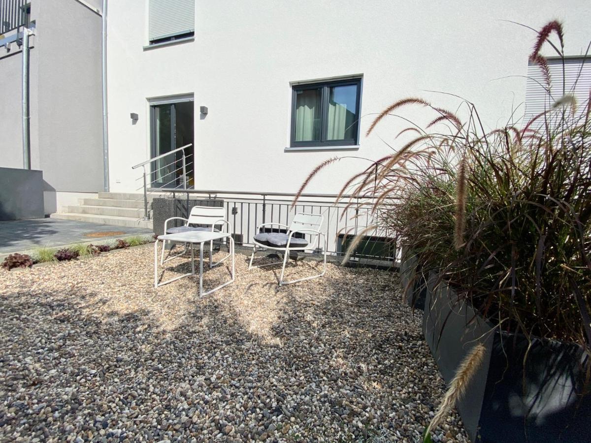 Modernes Apartment, Terrasse Und Garten Am Lilienthalpark Im Suedwesten Berlins Exterior photo